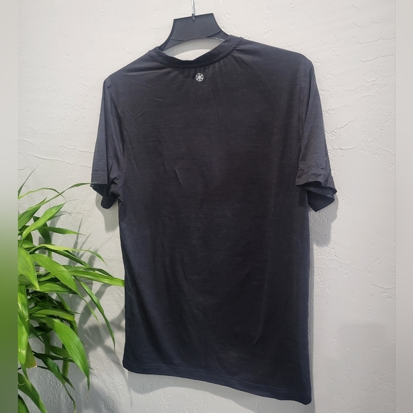 GAIAM | T Shirt - Picture 2 of 3